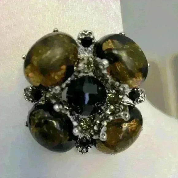 Vintage Onyx and Crystal Brooch. - Picture 2 of 5